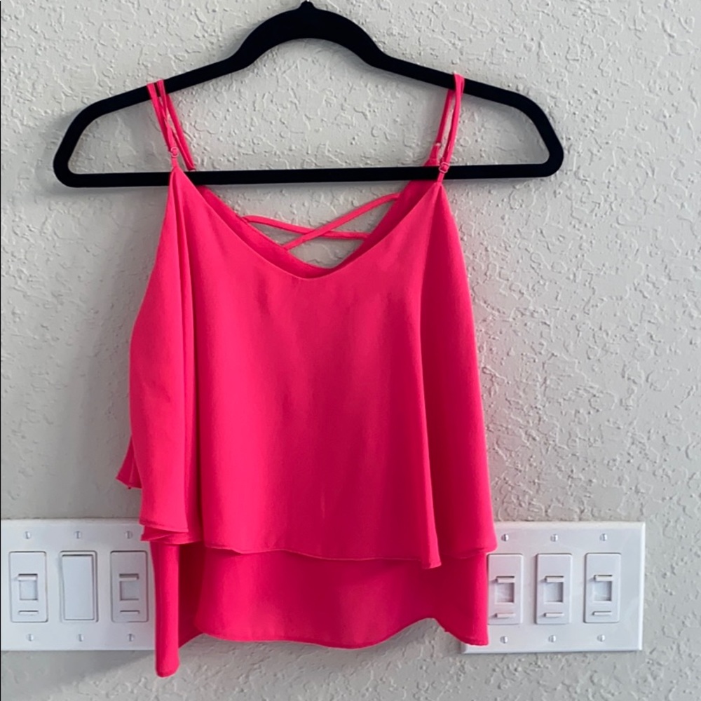 Olivaceous top. Size medium